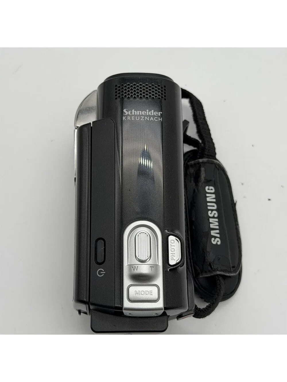 Samsung SMX-F40BN/XAA Digital Camcorder 65x Zoom Battery Charger Cables Bag
